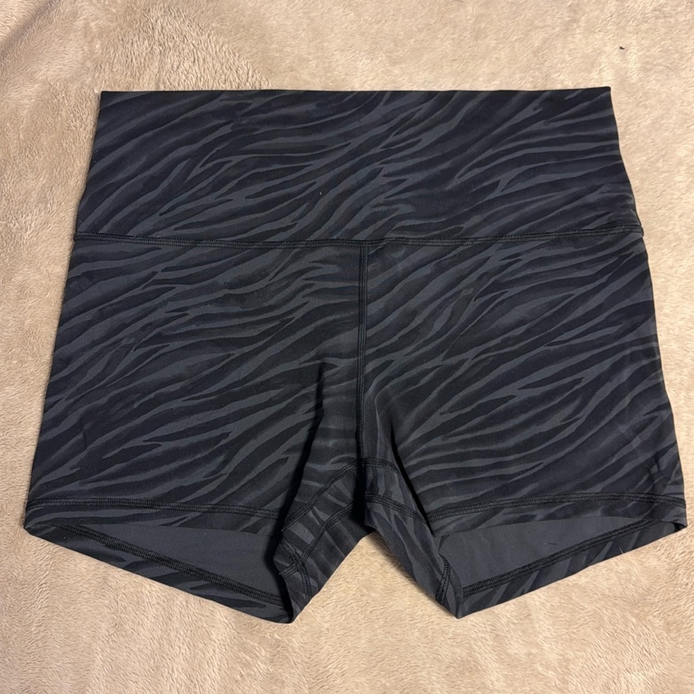 Lululemon Align Shorts size 14